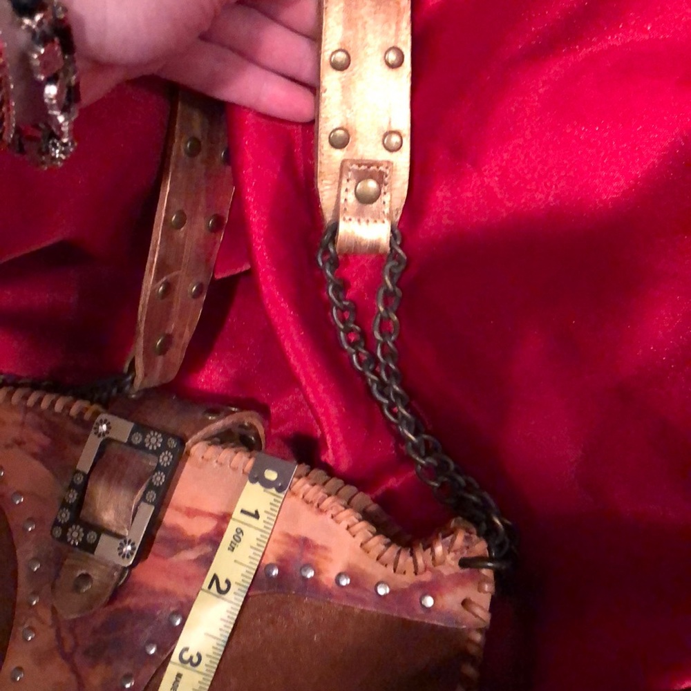 Handbag ๐ - Picture 10 of 14